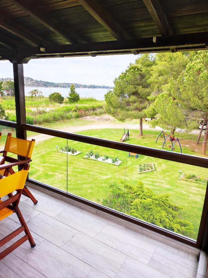 Aegialis Apartments Vourvourou Eksteriør billede