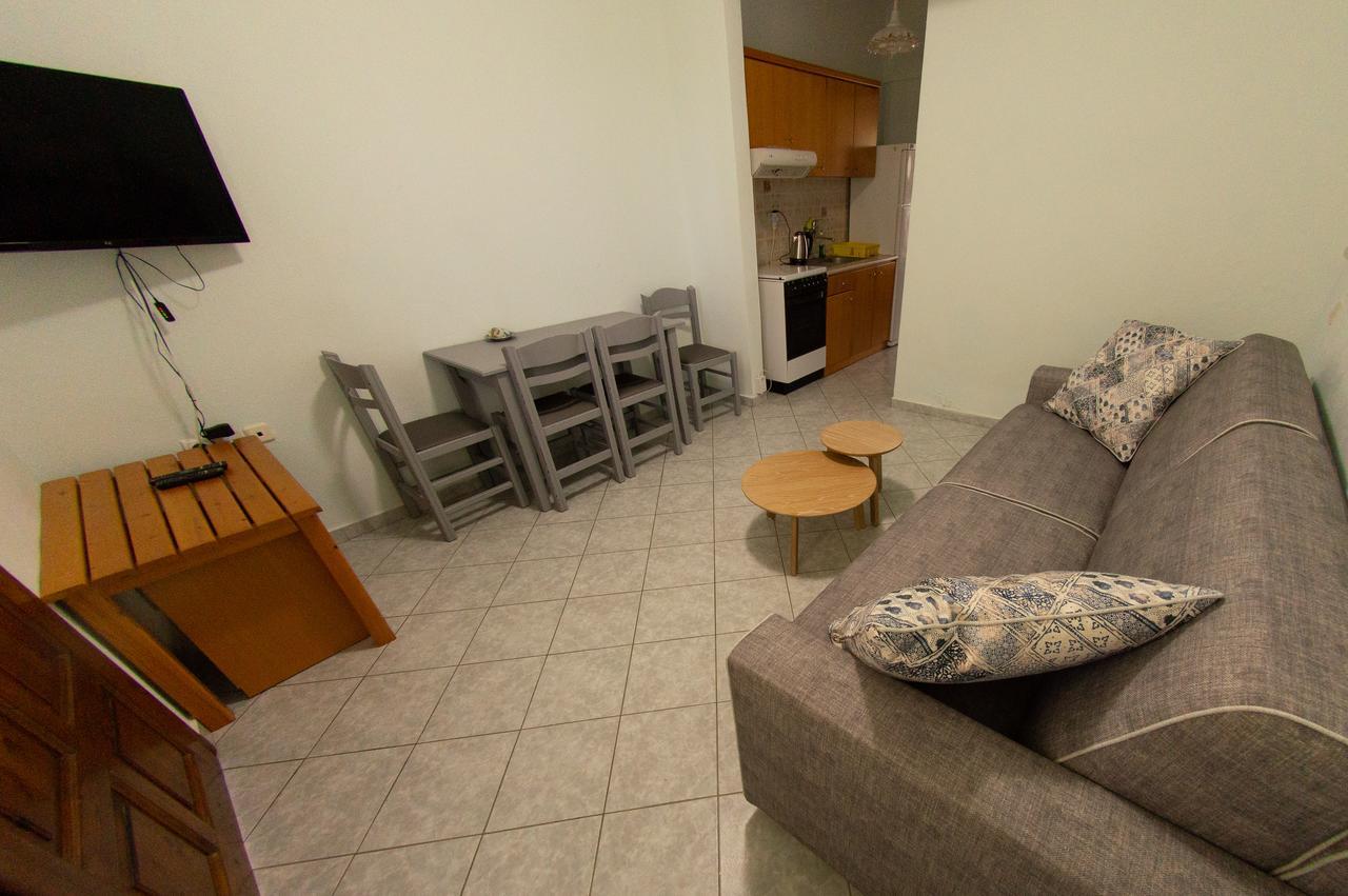 Aegialis Apartments Vourvourou Eksteriør billede