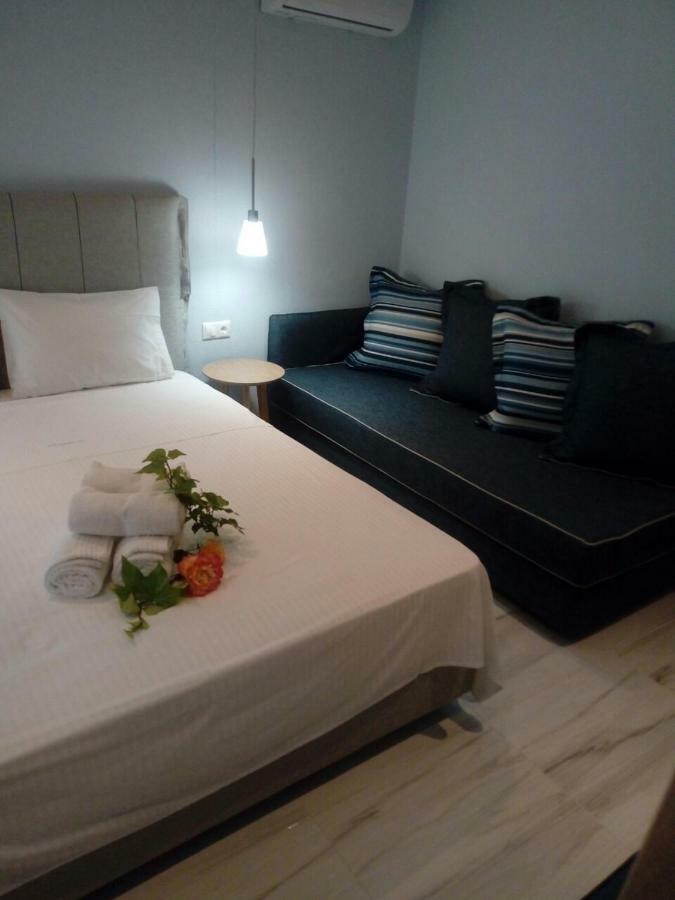 Aegialis Apartments Vourvourou Eksteriør billede